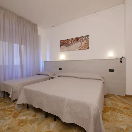 Careggi Hotel 3*