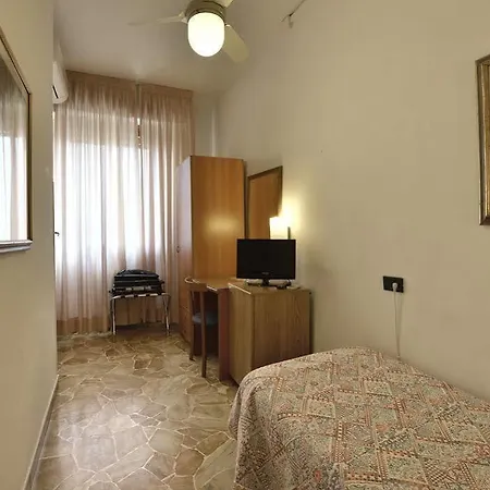 Careggi Hotel 3*
